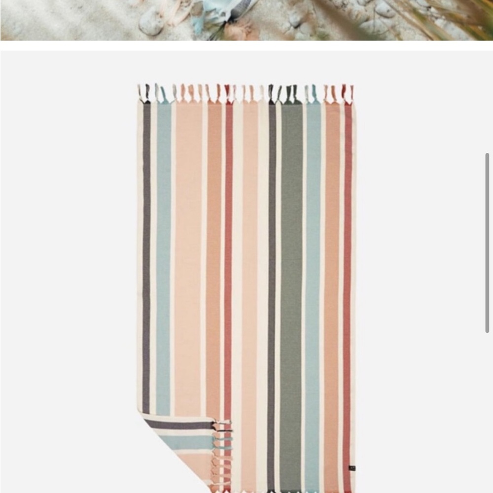 NWT, Slowtide Zoey Turkish Beach Towel with Stripes